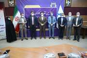 انتخاب کارشناس مسئول مدیریت امور آزمایشگاه ها جناب آقای موسوی پور به عنوان کارمند نمونه معاونت درمان دانشگاه علوم پزشکی قم